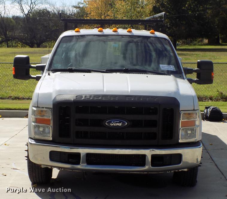 image for item DD3501 2010 Ford F350 Super Duty Crew Cab utility bed pickup truck
