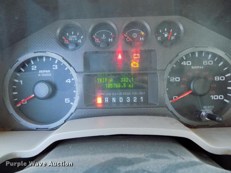 image for item DD3501 2010 Ford F350 Super Duty Crew Cab utility bed pickup truck