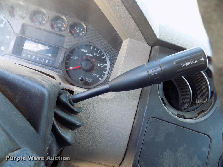 image for item DD3501 2010 Ford F350 Super Duty Crew Cab utility bed pickup truck