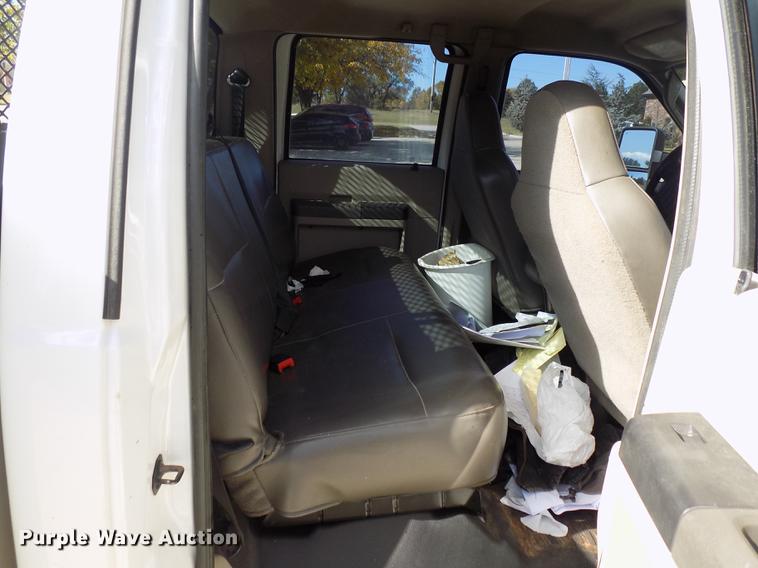 image for item DD3501 2010 Ford F350 Super Duty Crew Cab utility bed pickup truck