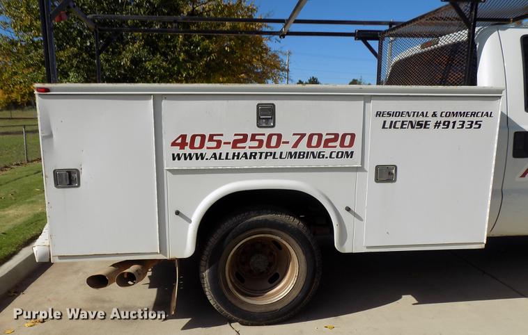 image for item DD3501 2010 Ford F350 Super Duty Crew Cab utility bed pickup truck