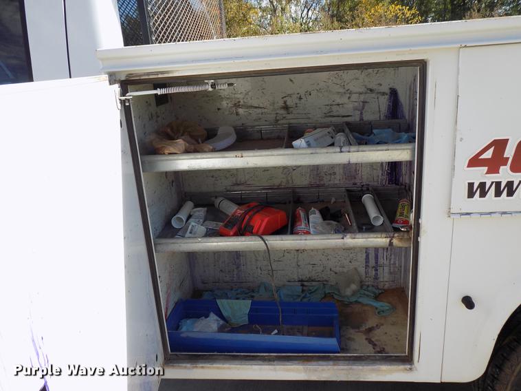 image for item DD3501 2010 Ford F350 Super Duty Crew Cab utility bed pickup truck