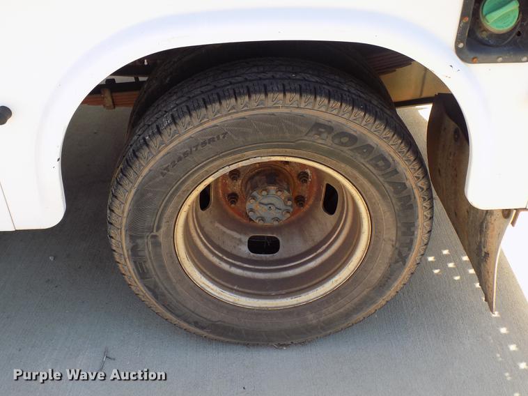 image for item DD3501 2010 Ford F350 Super Duty Crew Cab utility bed pickup truck