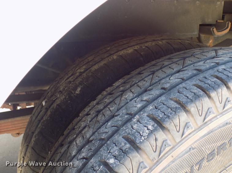 image for item DD3501 2010 Ford F350 Super Duty Crew Cab utility bed pickup truck