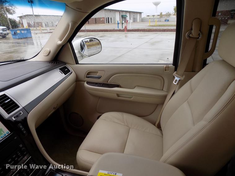 image for item DD3512 2007 Cadillac Escalade SUV