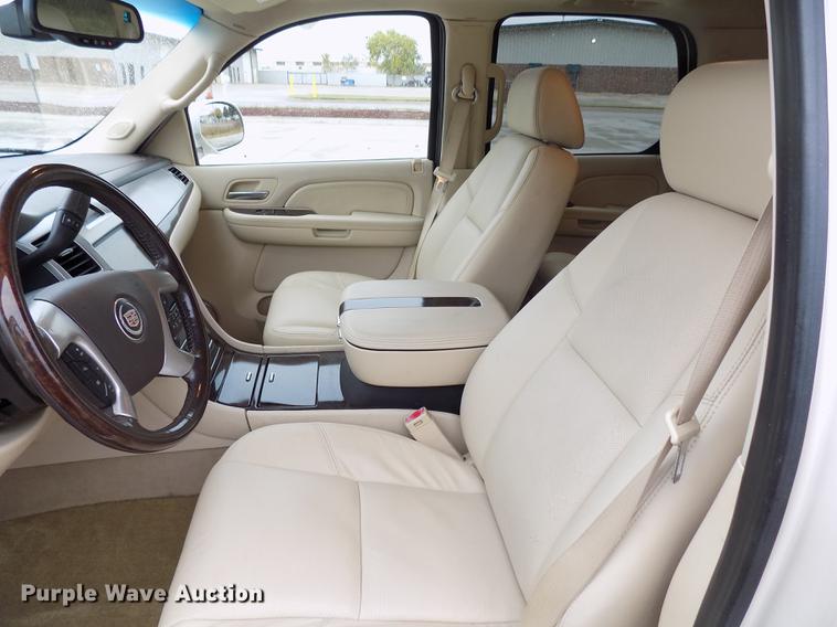 image for item DD3512 2007 Cadillac Escalade SUV