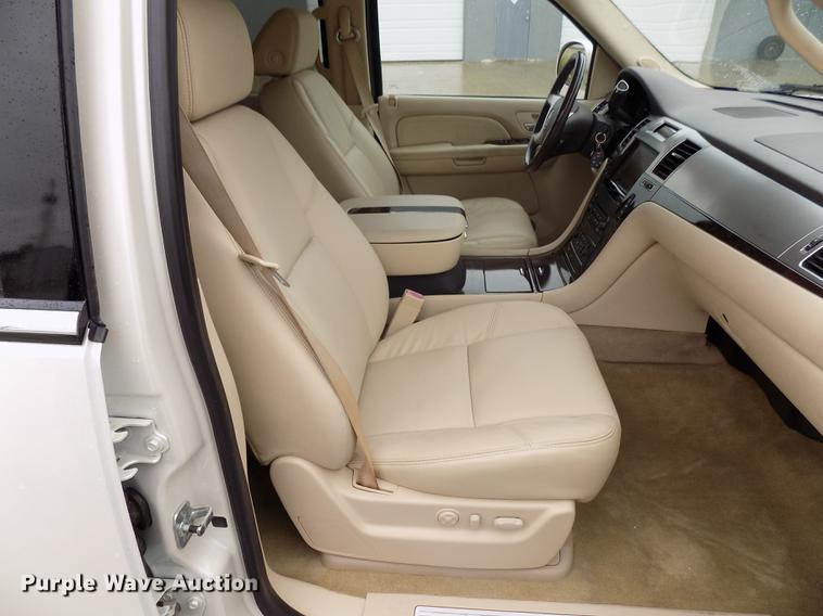 image for item DD3512 2007 Cadillac Escalade SUV