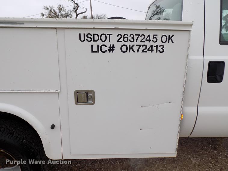 image for item DD3513 2013 Ford F350 Super Duty Crew Cab utility bed pickup truck