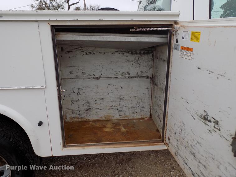 image for item DD3513 2013 Ford F350 Super Duty Crew Cab utility bed pickup truck