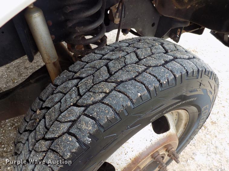 image for item DD3513 2013 Ford F350 Super Duty Crew Cab utility bed pickup truck