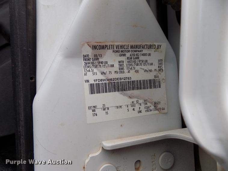 image for item DD3513 2013 Ford F350 Super Duty Crew Cab utility bed pickup truck