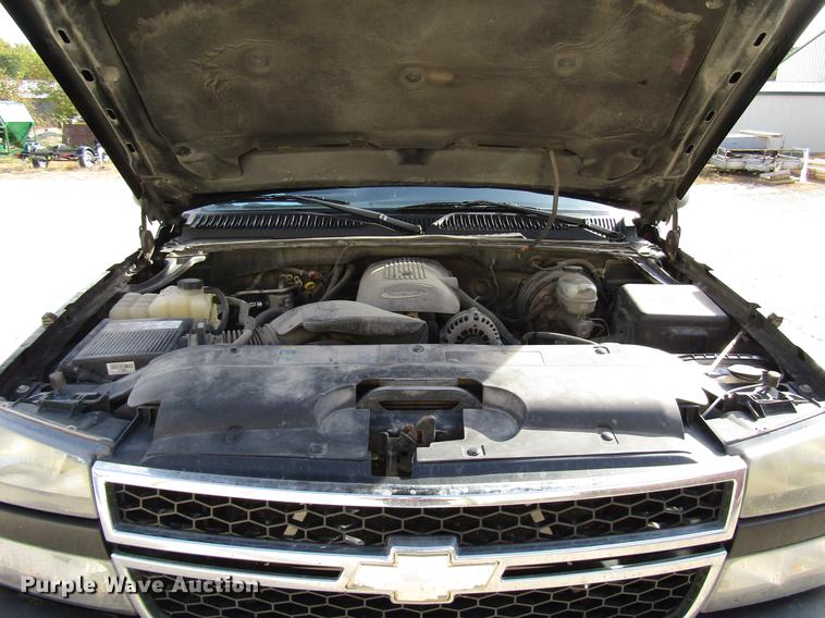 image for item DD3758 2006 Chevrolet Silverado 1500 pickup truck