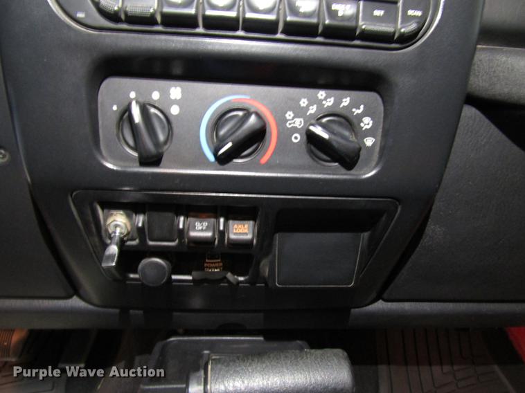 image for item DD3776 2006 Jeep Wrangler Rubicon SUV