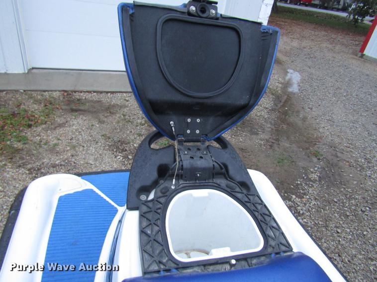 image for item DD3777 2001 Polaris Virage personal watercraft