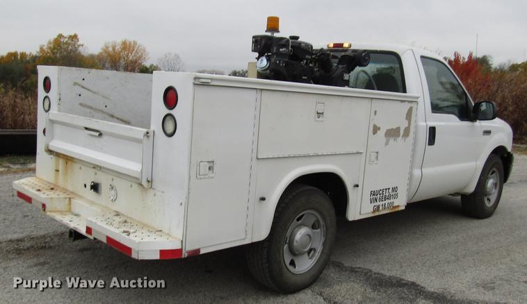 image for item DD3780 2006 Ford F250 Super Duty service truck