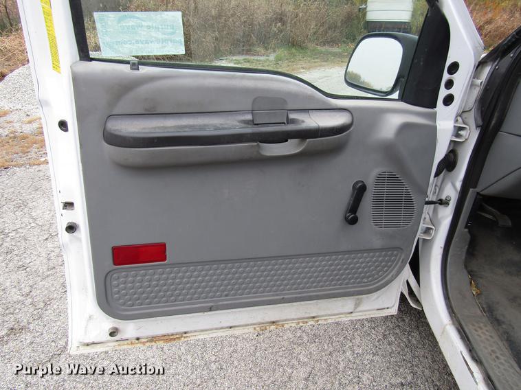 image for item DD3780 2006 Ford F250 Super Duty service truck