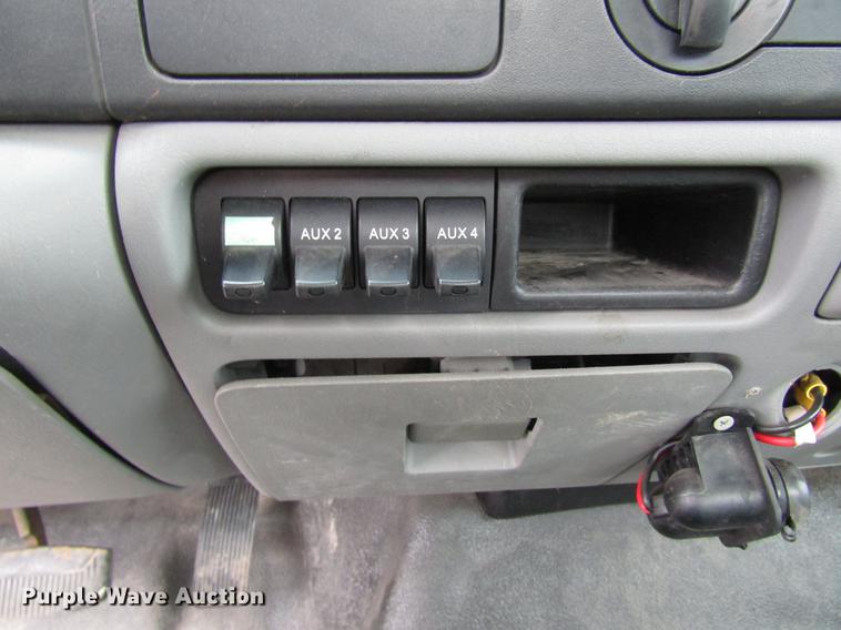 image for item DD3780 2006 Ford F250 Super Duty service truck