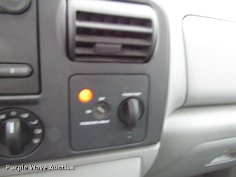 image for item DD3780 2006 Ford F250 Super Duty service truck