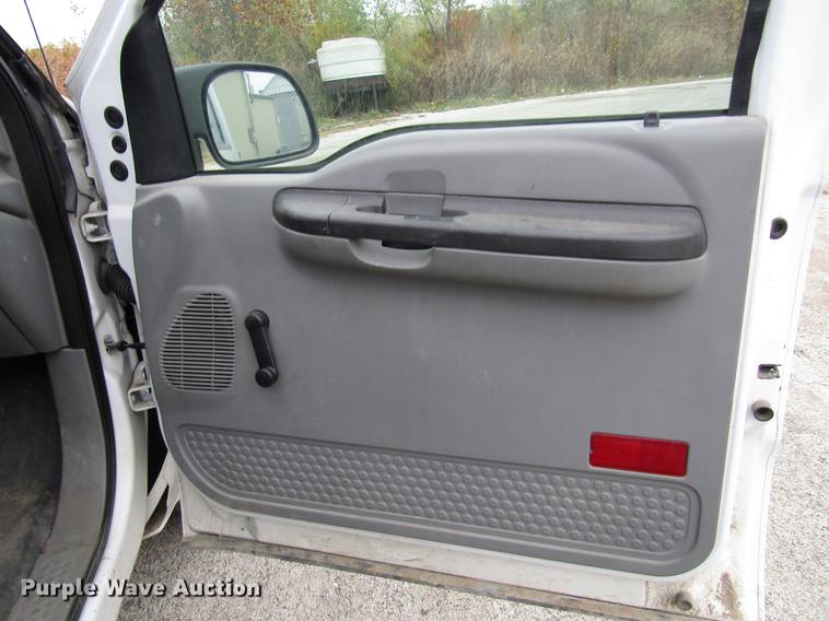 image for item DD3780 2006 Ford F250 Super Duty service truck