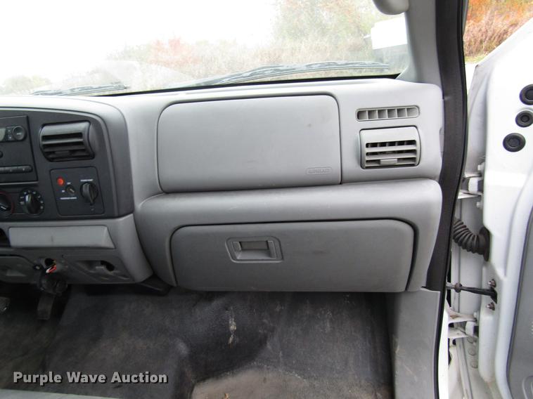 image for item DD3780 2006 Ford F250 Super Duty service truck