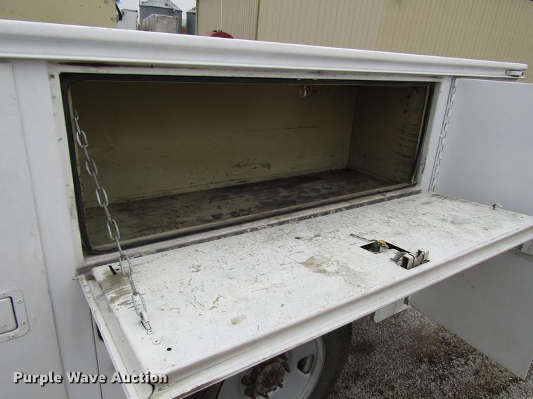 image for item DD3780 2006 Ford F250 Super Duty service truck