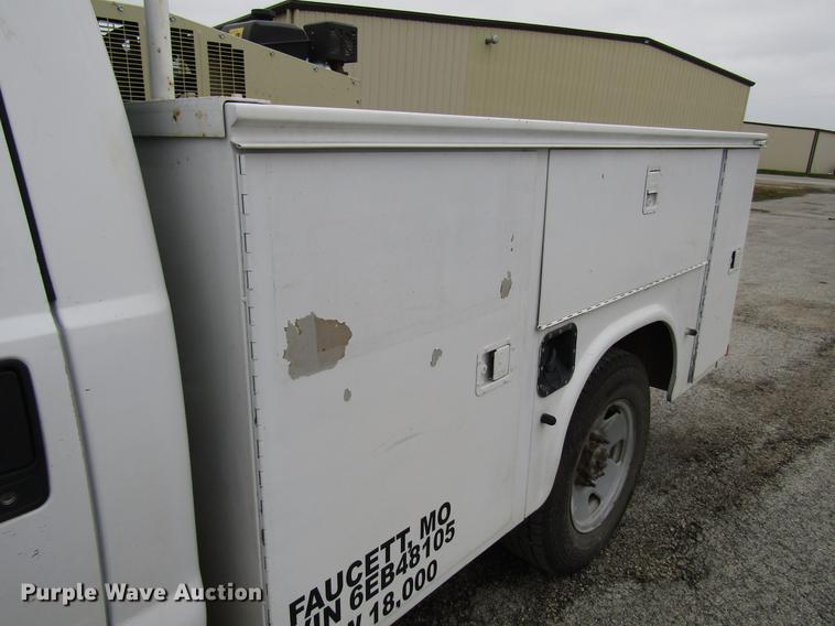 image for item DD3780 2006 Ford F250 Super Duty service truck
