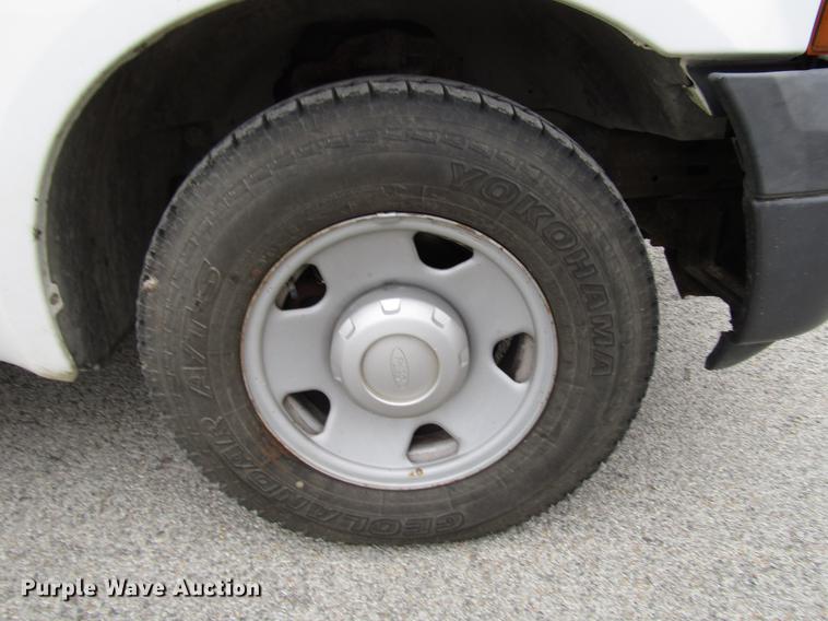 image for item DD3780 2006 Ford F250 Super Duty service truck