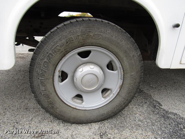 image for item DD3780 2006 Ford F250 Super Duty service truck