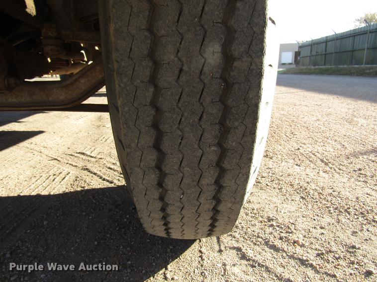 image for item DD3789 1973 Ford F600 flatbed truck