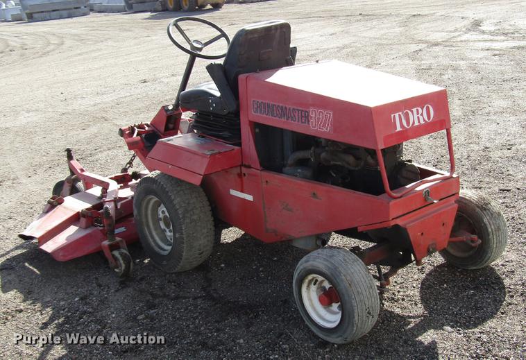image for item DD3794 Toro Groundsmaster 327 lawn mower