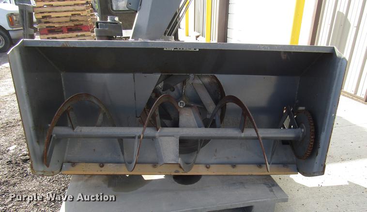 image for item DD3794 Toro Groundsmaster 327 lawn mower