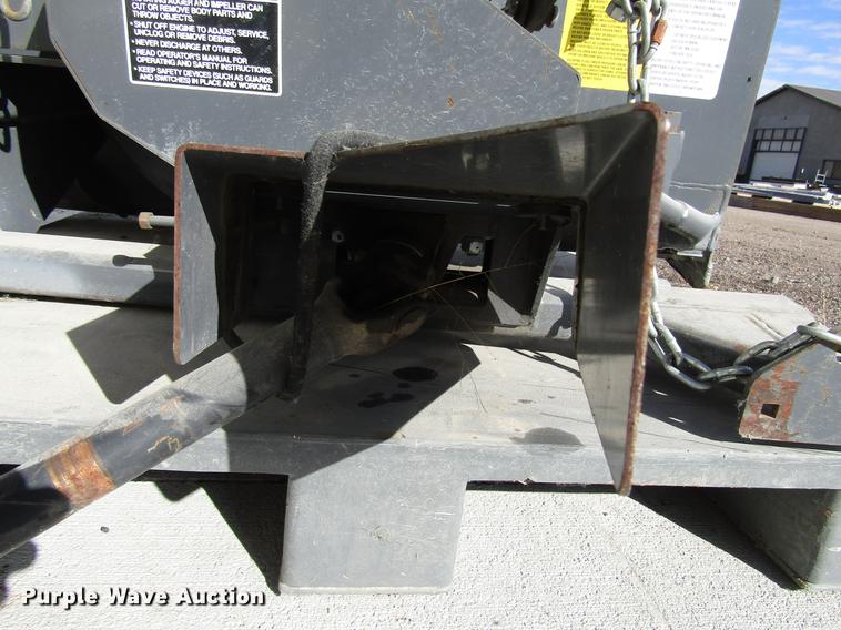 image for item DD3794 Toro Groundsmaster 327 lawn mower