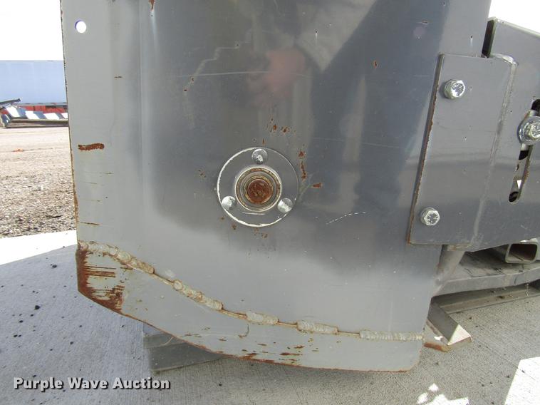 image for item DD3794 Toro Groundsmaster 327 lawn mower