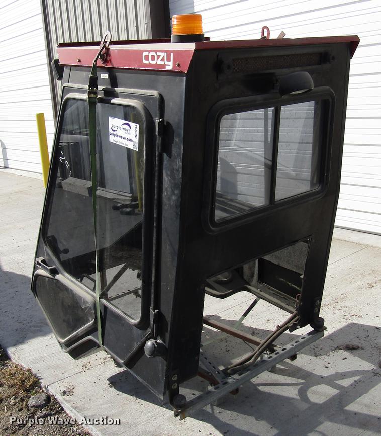 image for item DD3794 Toro Groundsmaster 327 lawn mower