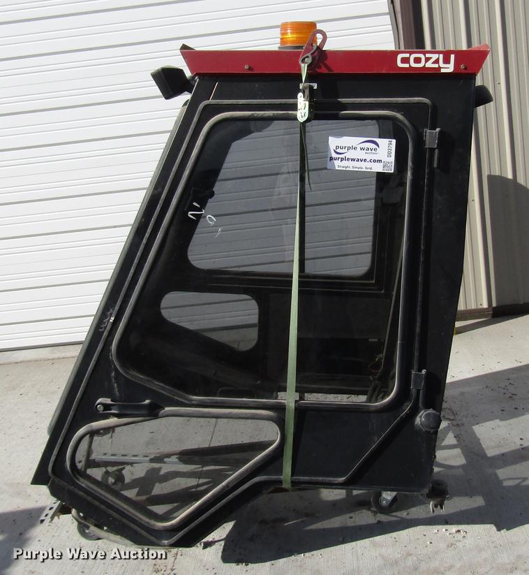 image for item DD3794 Toro Groundsmaster 327 lawn mower