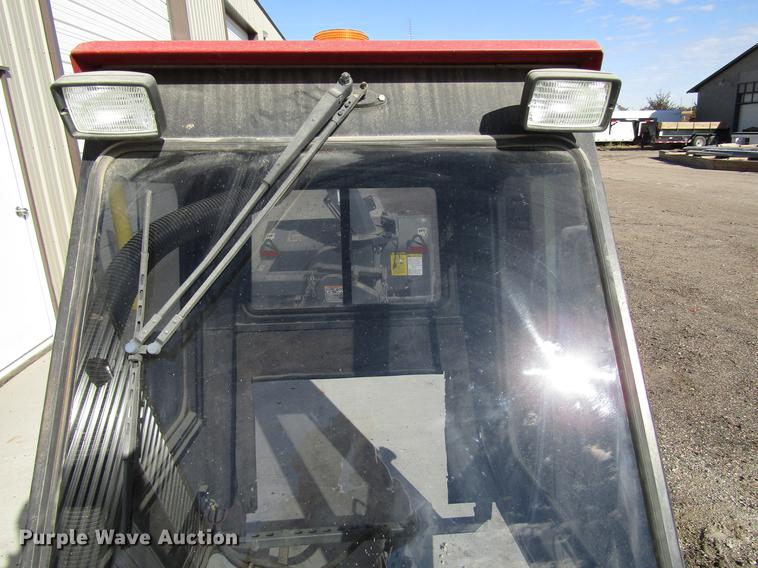 image for item DD3794 Toro Groundsmaster 327 lawn mower