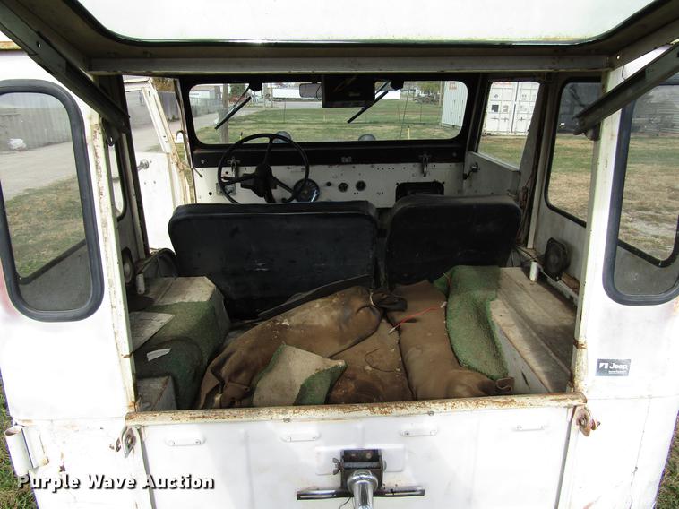 image for item DD3795 1966 Jeep 8322 SUV