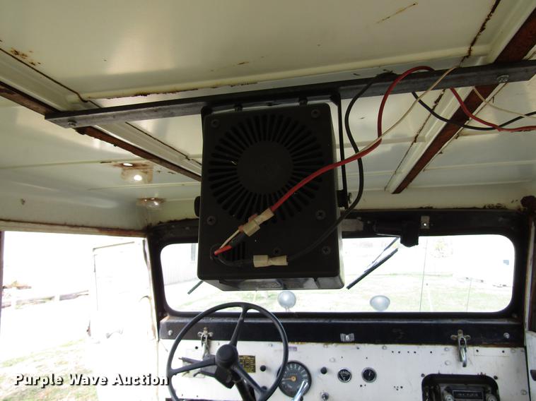 image for item DD3795 1966 Jeep 8322 SUV