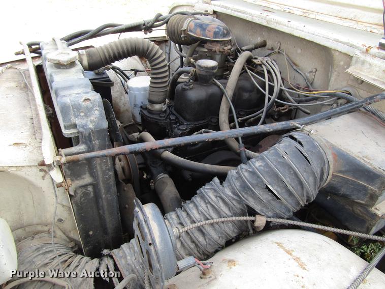 image for item DD3795 1966 Jeep 8322 SUV