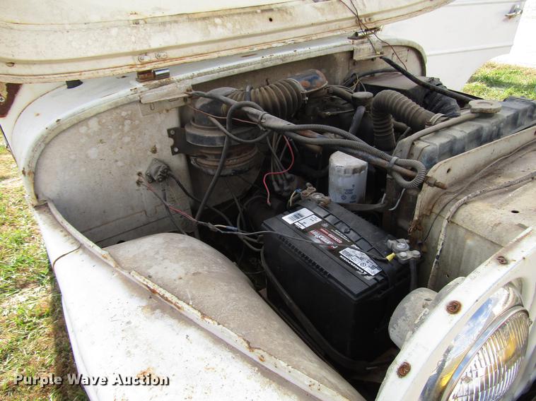 image for item DD3795 1966 Jeep 8322 SUV