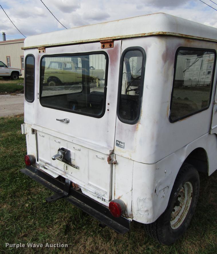 image for item DD3795 1966 Jeep 8322 SUV