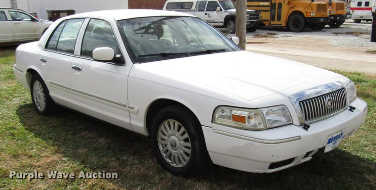 image for item DD3796 2008 Mercury Grand Marquis