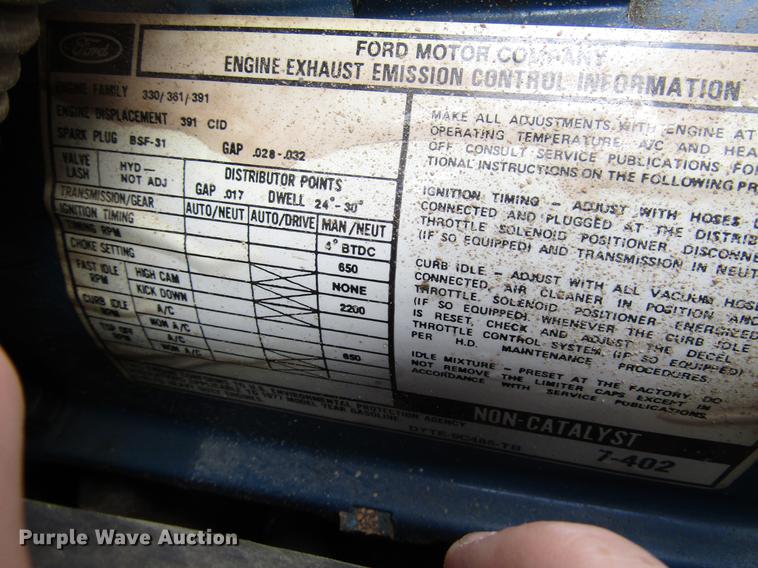 image for item DD3798 1977 Ford 750 fire truck