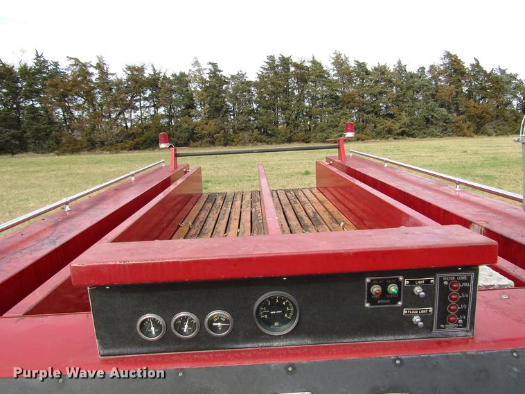 image for item DD3798 1977 Ford 750 fire truck