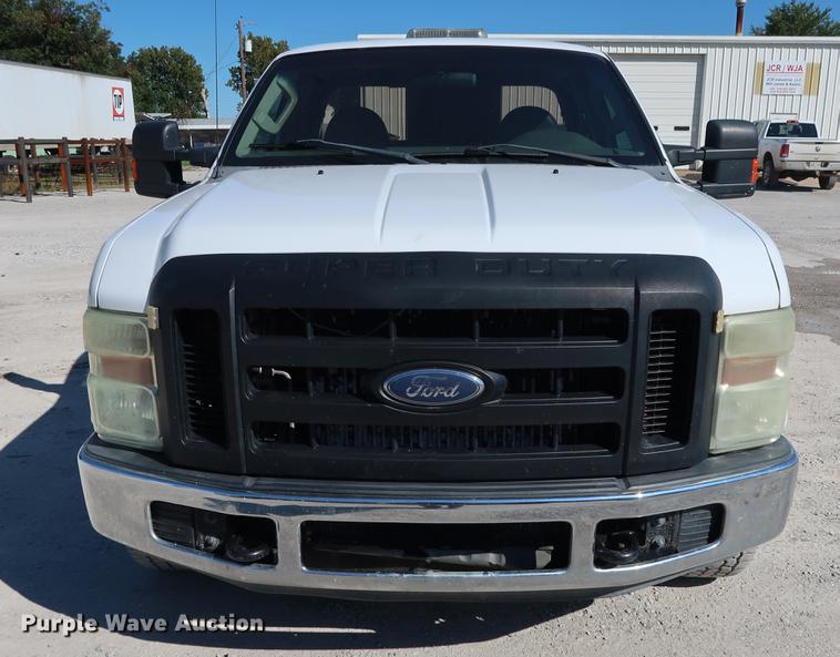 image for item DD5334 2008 Ford F250 Super Duty SuperCab utility bed pickup truck