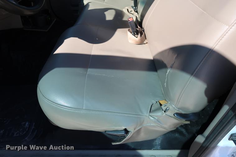 image for item DD5334 2008 Ford F250 Super Duty SuperCab utility bed pickup truck