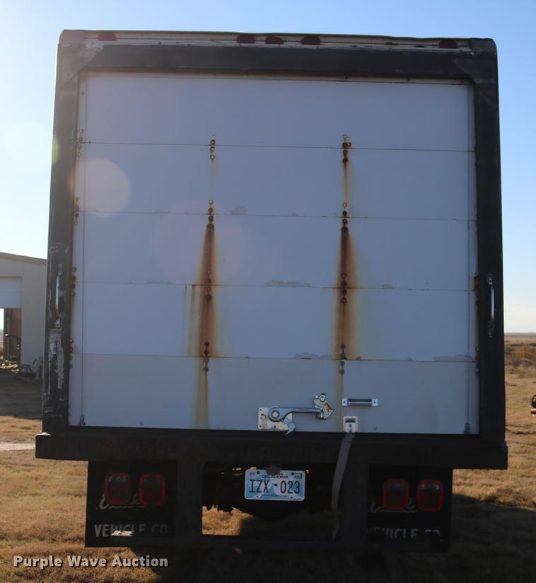 image for item DD5972 2000 GMC W4500 box truck