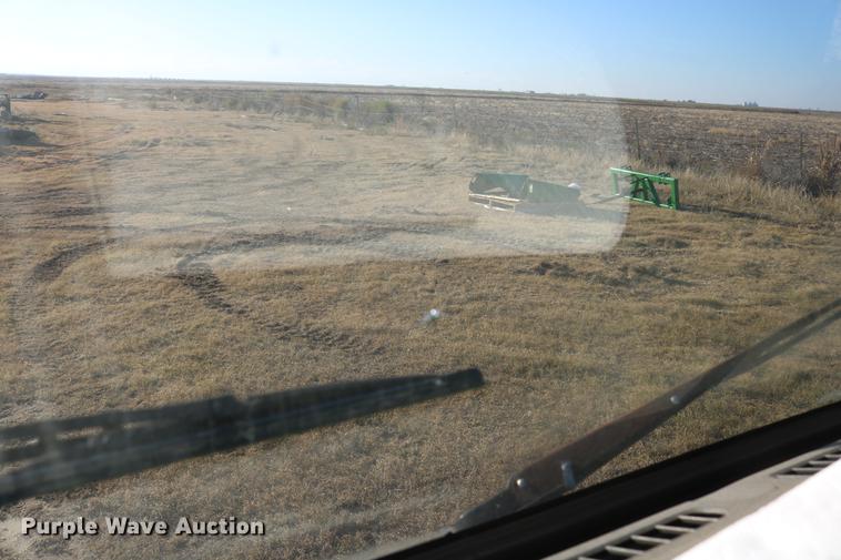 image for item DD5972 2000 GMC W4500 box truck