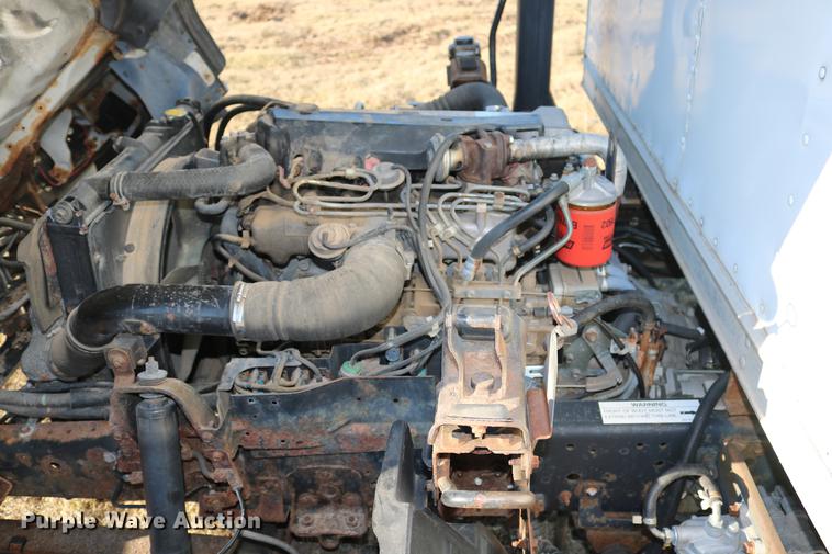 image for item DD5972 2000 GMC W4500 box truck