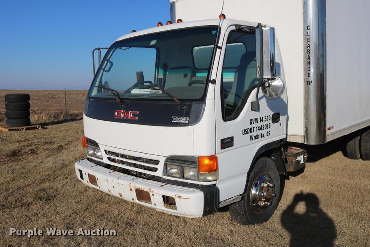 image for item DD5972 2000 GMC W4500 box truck